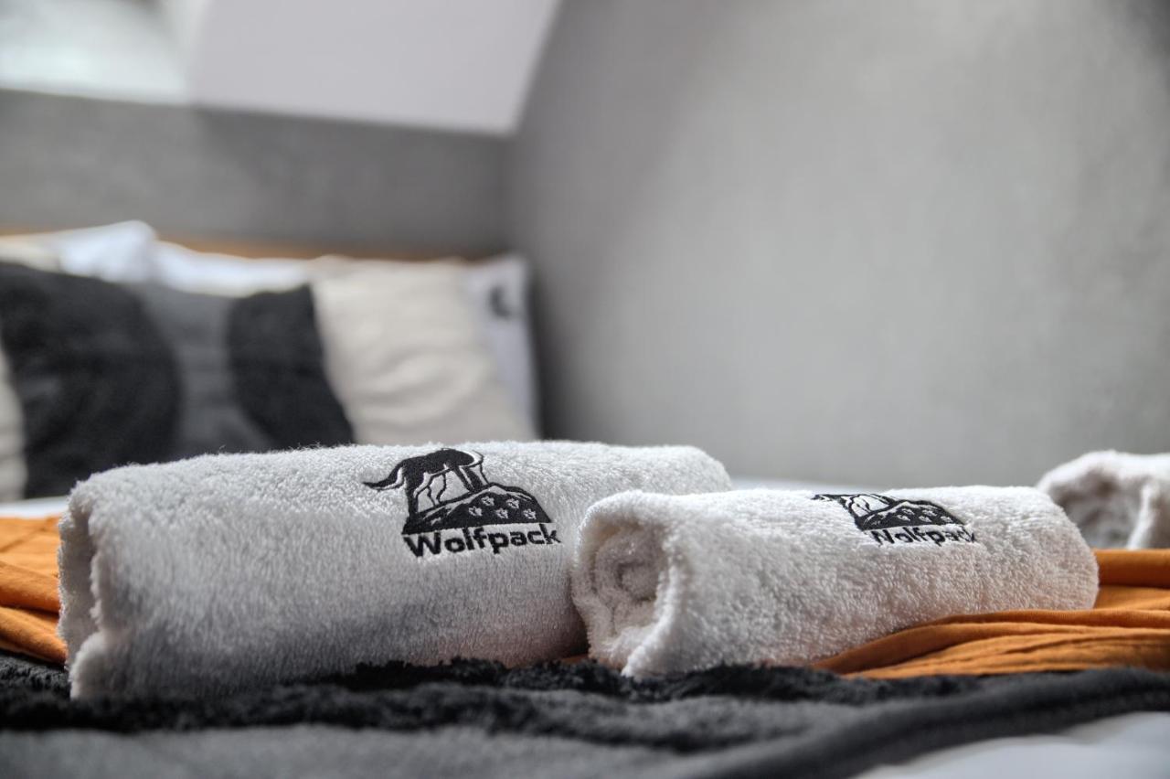 Wolfpack Guest House Бялка-Татшаньска Экстерьер фото