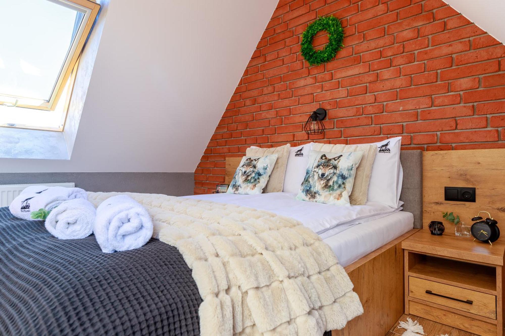 Wolfpack Guest House Бялка-Татшаньска Экстерьер фото